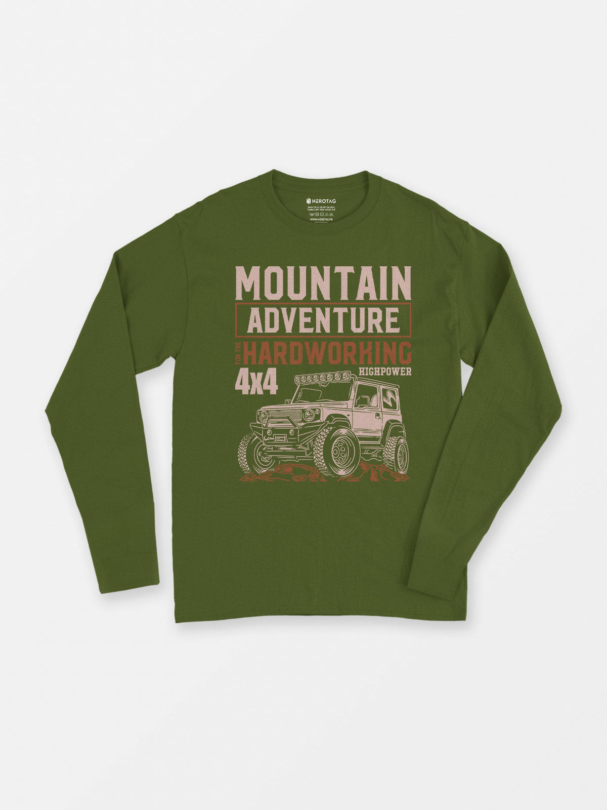 Mountain Adventure - Long Sleeve T-Shirt