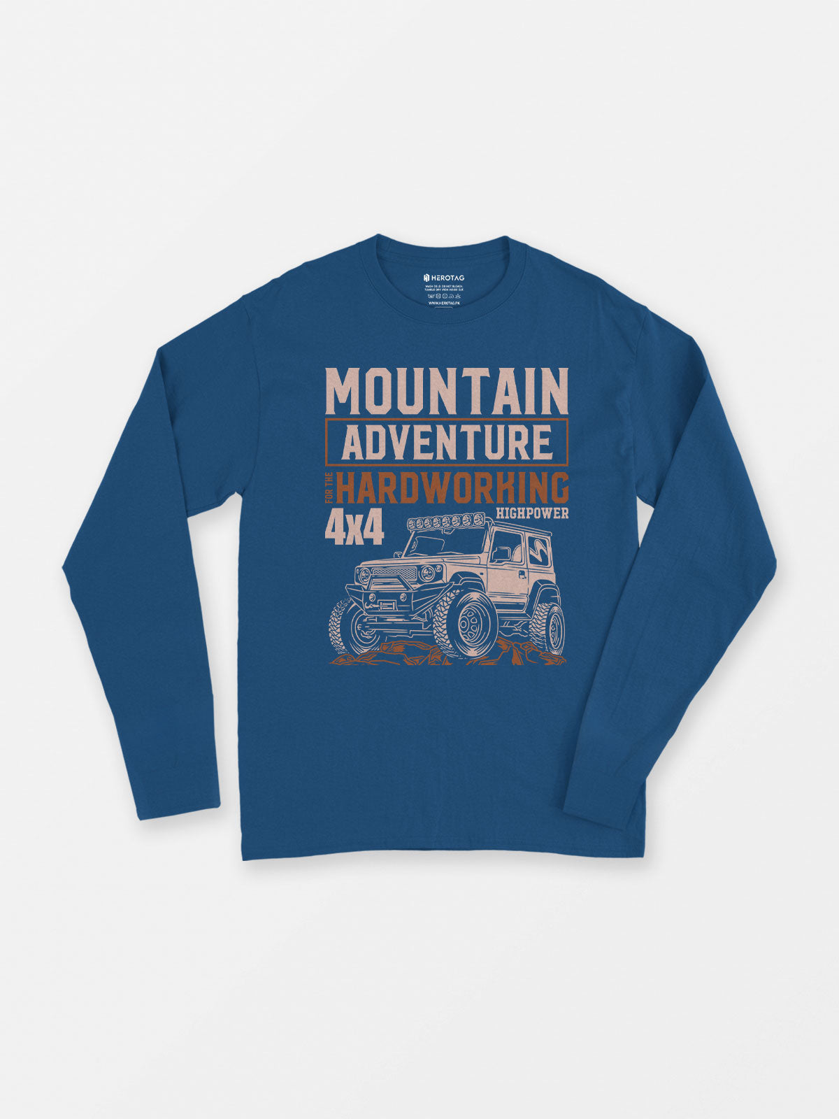 Mountain Adventure - Long Sleeve T-Shirt